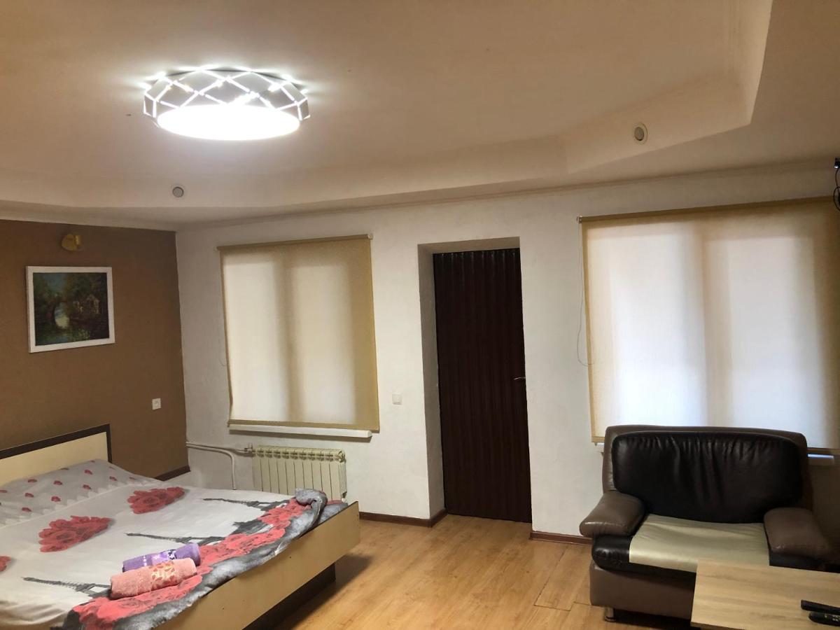 Mini-Hotel Аул Zaporizhia Extérieur photo